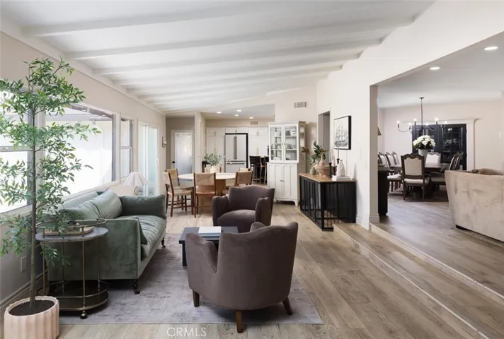 1024 Se Skyline Dr., North Tustin, California 92705