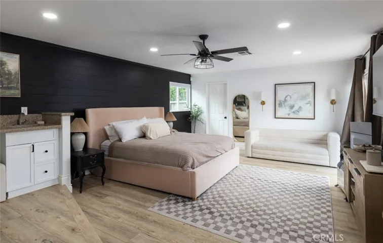 1024 Se Skyline Dr., North Tustin, California 92705