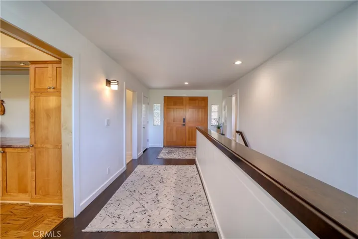 Back to the entry