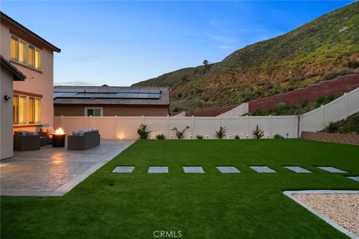 Quiet and private back yard
