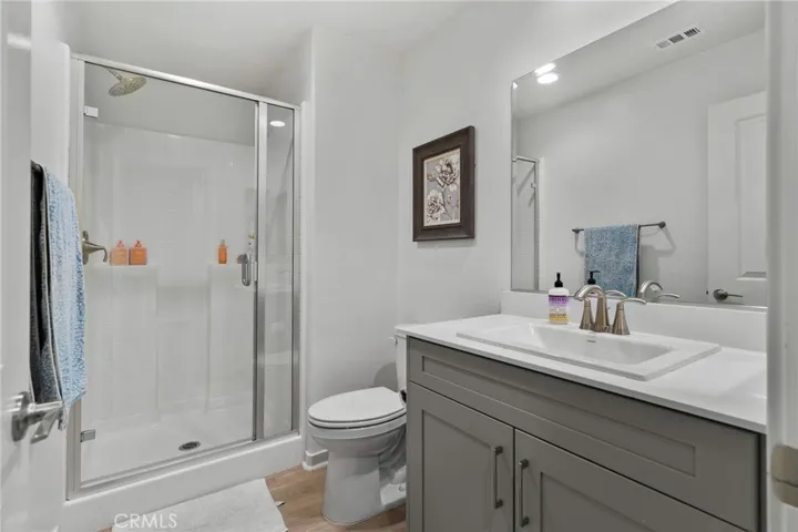First floor bath off bedroom