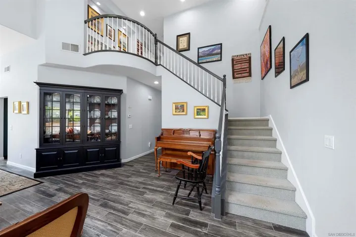 6255 Seacrest View Rd, San Diego, California 92121