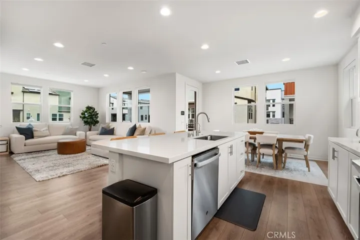 146 Fable, Irvine, California 92618