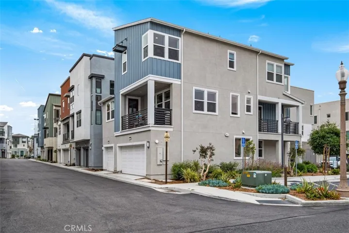 146 Fable, Irvine, California 92618