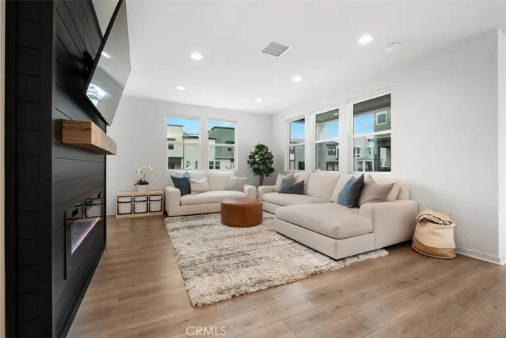 146 Fable, Irvine, California 92618