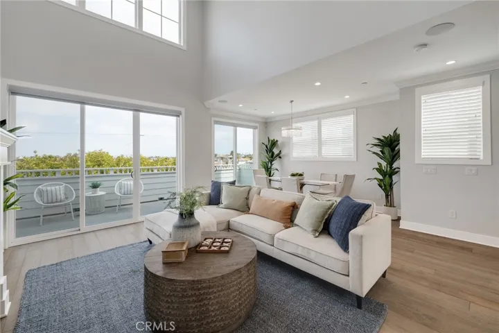 1524 Wollacott Street, Redondo Beach, California 90278