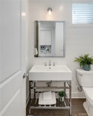 living level powder bath