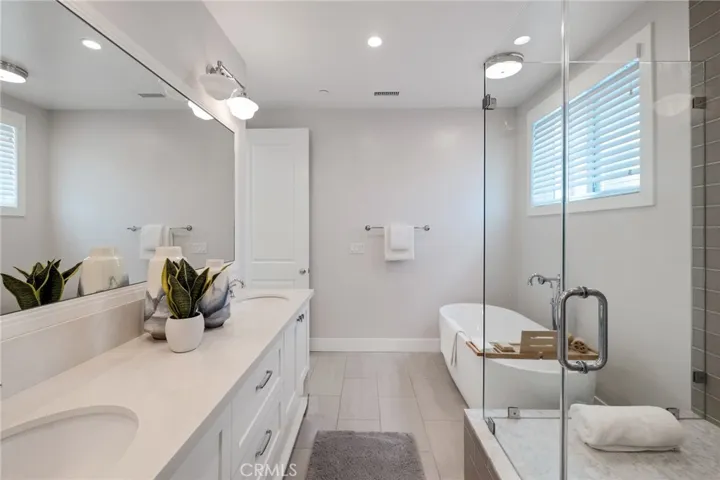 1524 Wollacott Street, Redondo Beach, California 90278