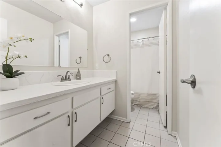 14063 Tucker Avenue, Sylmar, California 91342