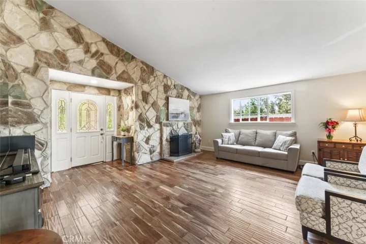 14063 Tucker Avenue, Sylmar, California 91342