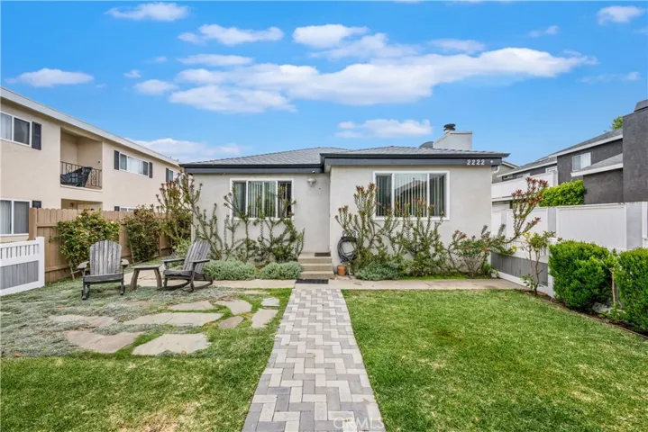 2222 Curtis Avenue, Redondo Beach, California 90278