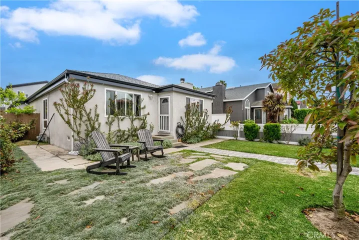2222 Curtis Avenue, Redondo Beach, California 90278