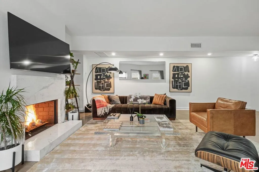 2622 2nd Street 2, Santa Monica, California 90405 home-pic-13