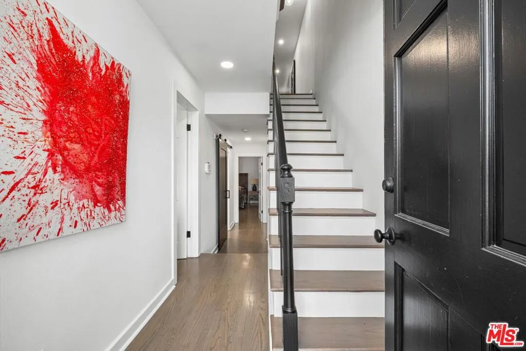 2622 2nd Street 2, Santa Monica, California 90405 home-pic-5