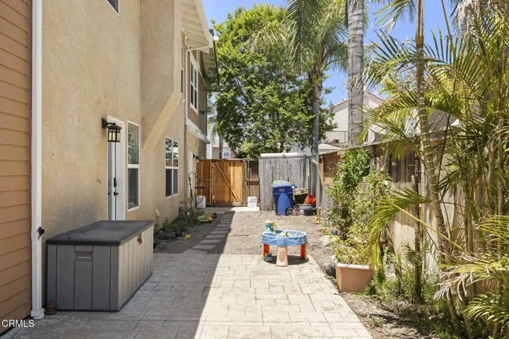 36-web-or-mls-UpmarketMedia-11185Snap-10