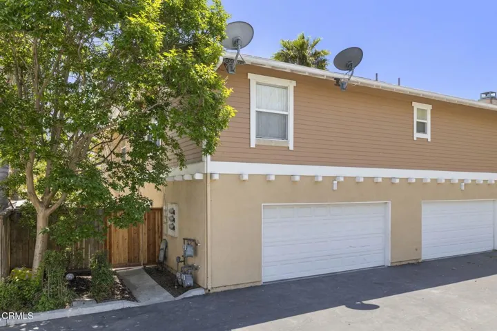 39-web-or-mls-UpmarketMedia-11185Snap-11