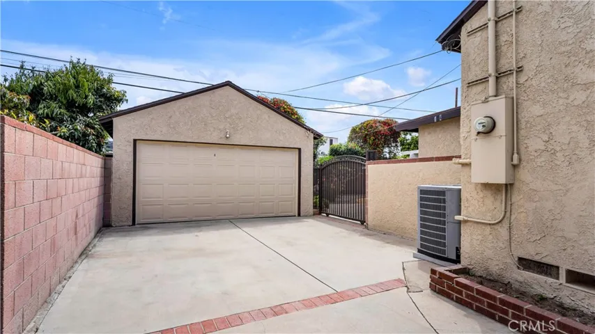 5700 Glady Street, South Gate, California 90280