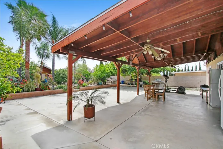 10005 Elwood Avenue, Fontana, California 92335