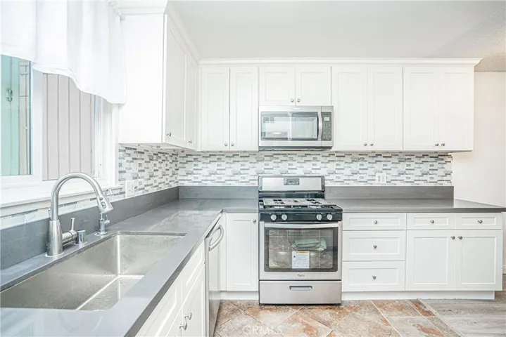 8172 Ferguson Green, Buena Park, California 90621
