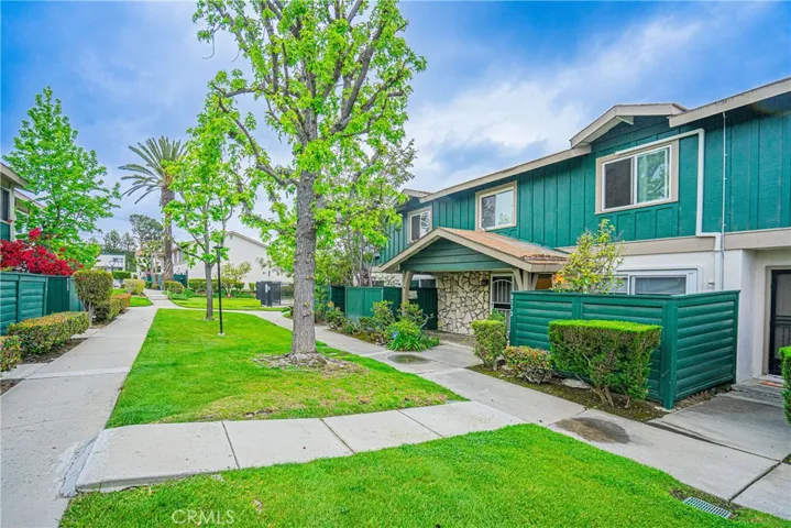 8172 Ferguson Green, Buena Park, California 90621