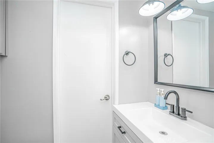 8172 Ferguson Green, Buena Park, California 90621