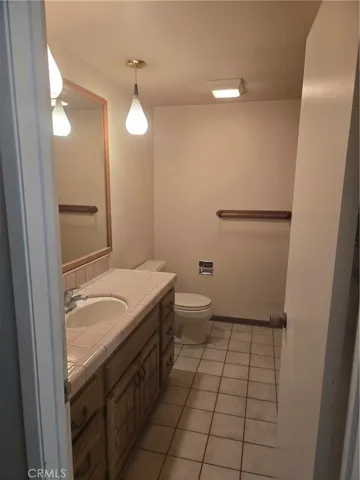 13511 Epping Way, Tustin, California 92780