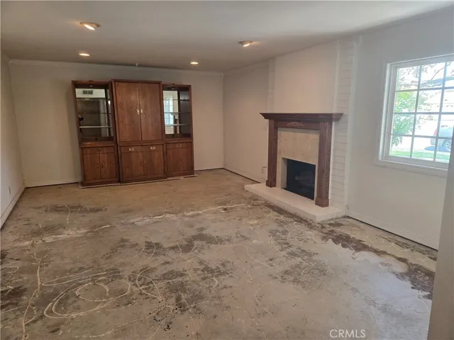 Living room before staging