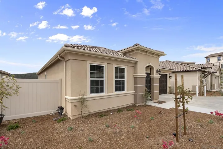 1242 Topanga Dr, San Marcos, California 92069