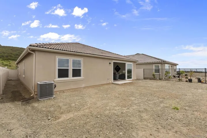 1242 Topanga Dr, San Marcos, California 92069