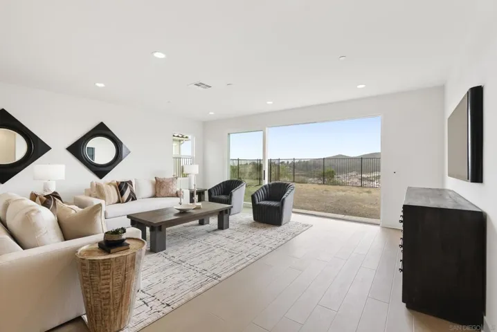 1242 Topanga Dr, San Marcos, California 92069