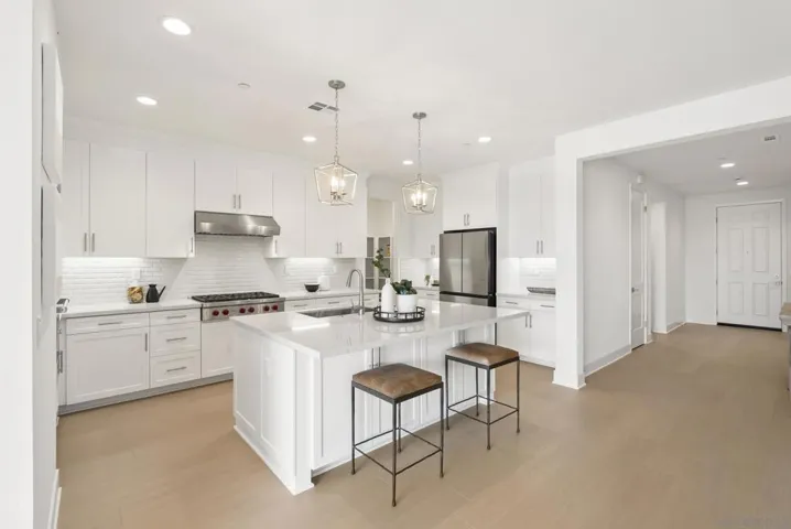 1242 Topanga Dr, San Marcos, California 92069