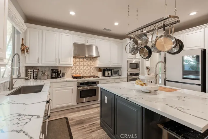 42518 Monahan Place, Murrieta, California 92562
