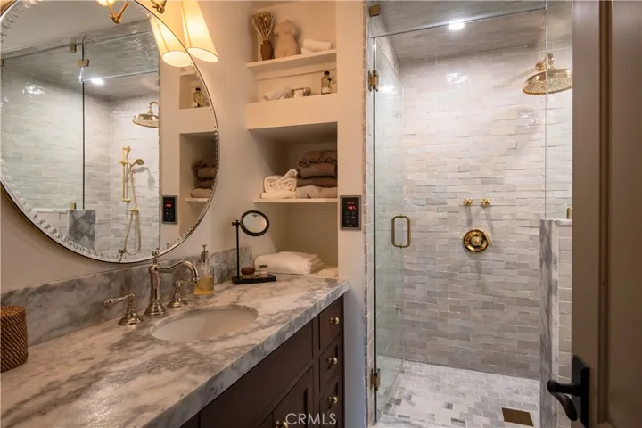 468 Sky View Ridge Drive, Lake Arrowhead, California 92352