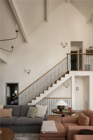 468 Sky View Ridge Drive, Lake Arrowhead, California 92352