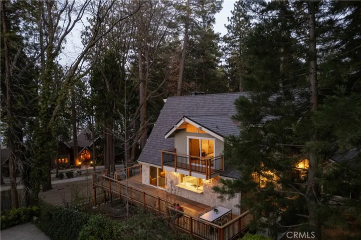 468 Sky View Ridge Drive, Lake Arrowhead, California 92352