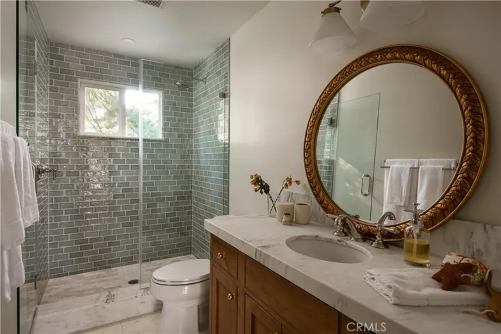 468 Sky View Ridge Drive, Lake Arrowhead, California 92352