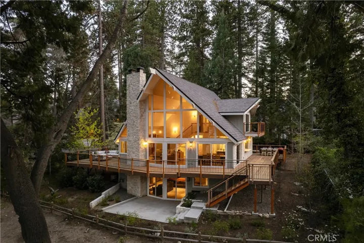 468 Sky View Ridge Drive, Lake Arrowhead, California 92352