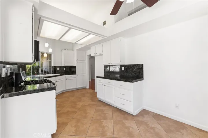 41579 Avenida De La Reina, Temecula, California 92592