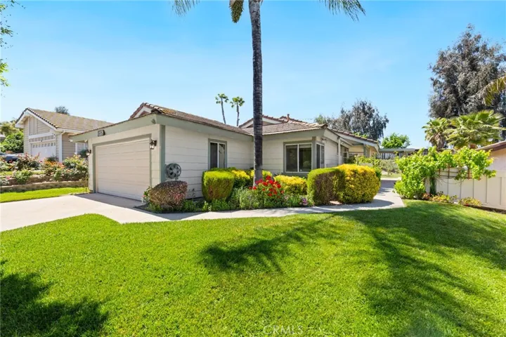 41579 Avenida De La Reina, Temecula, California 92592