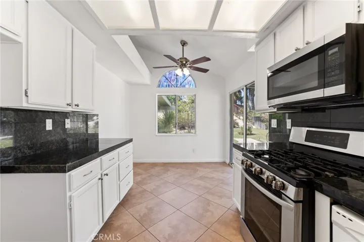 41579 Avenida De La Reina, Temecula, California 92592