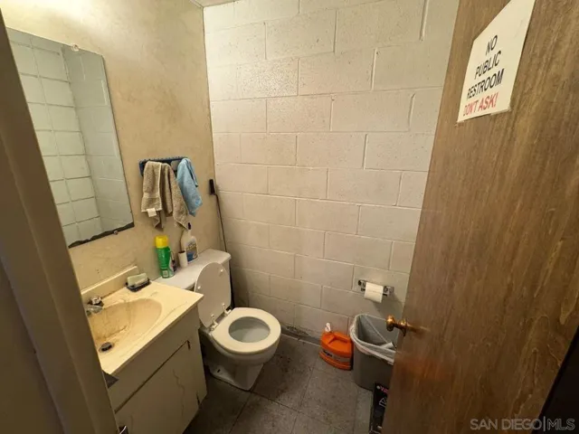 631 W Lexington Ave, El Cajon, California 92020