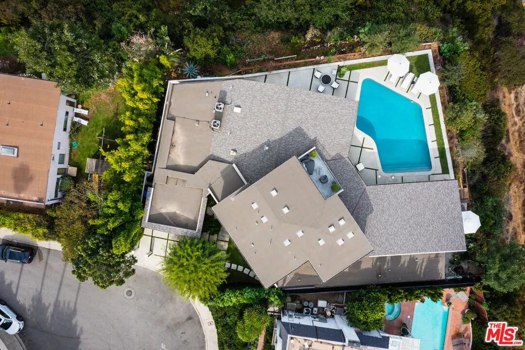 8545 Charl Lane, Los Angeles, California 90046 home-pic-37