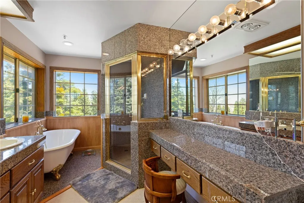 1031 Black Oaks Drive, Lake Arrowhead, California 92352 home-pic-36