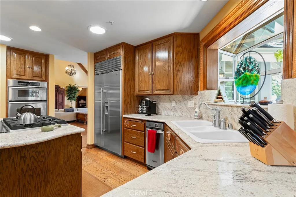 1031 Black Oaks Drive, Lake Arrowhead, California 92352 home-pic-46