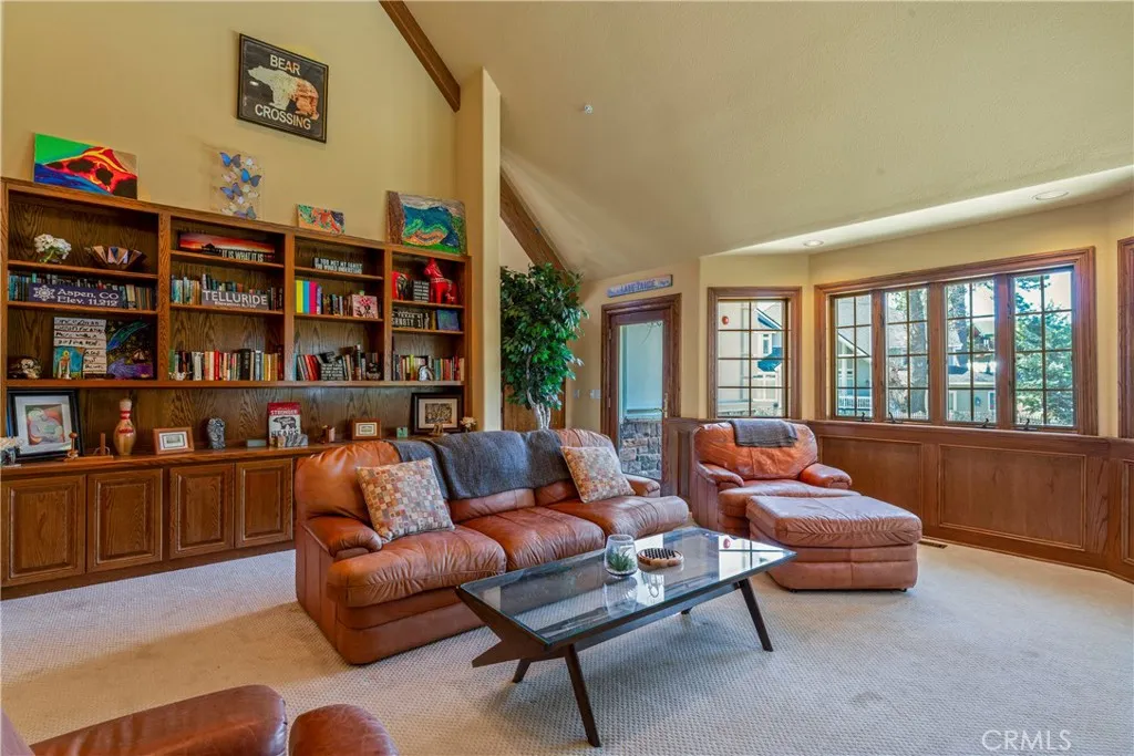 1031 Black Oaks Drive, Lake Arrowhead, California 92352 home-pic-62