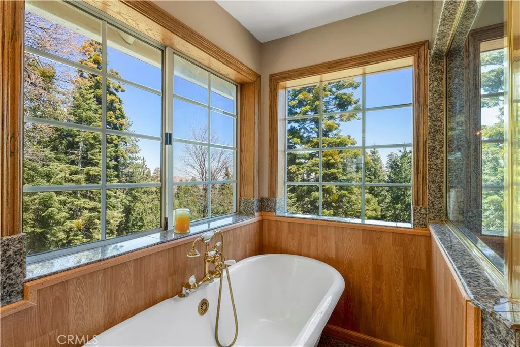 1031 Black Oaks Drive, Lake Arrowhead, California 92352 home-pic-35