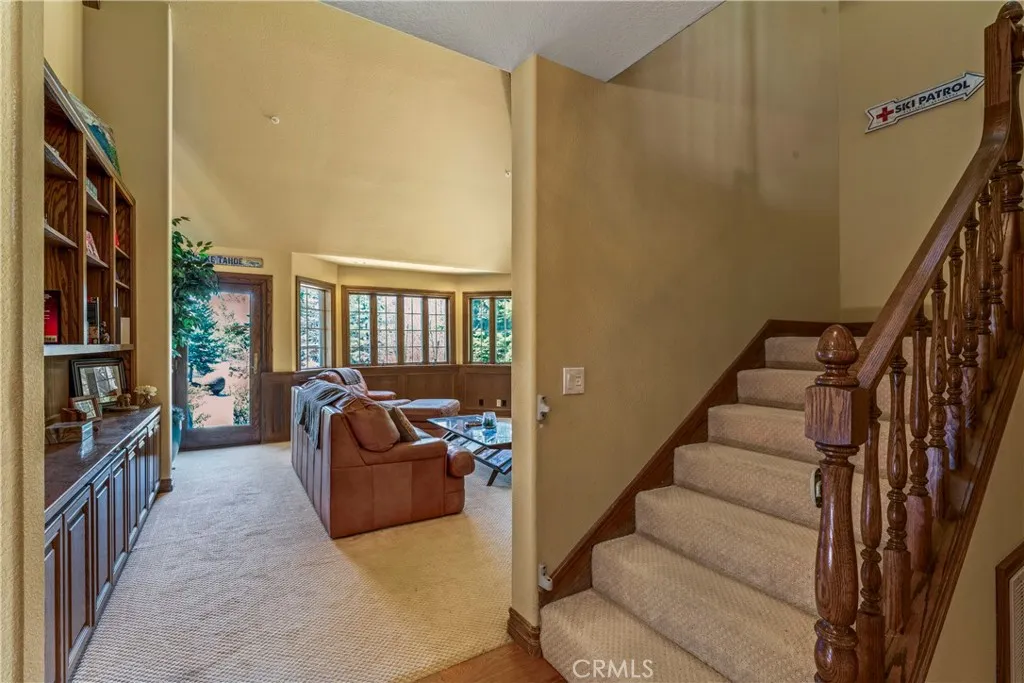 1031 Black Oaks Drive, Lake Arrowhead, California 92352 home-pic-60
