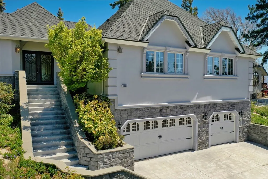 1031 Black Oaks Drive, Lake Arrowhead, California 92352 home-pic-0