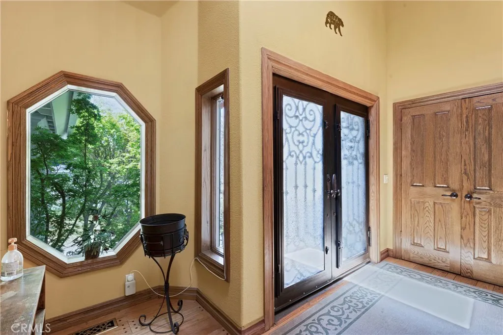 1031 Black Oaks Drive, Lake Arrowhead, California 92352 home-pic-41