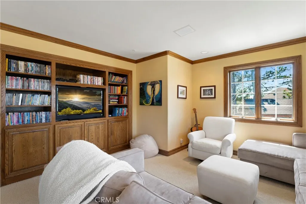 1031 Black Oaks Drive, Lake Arrowhead, California 92352 home-pic-49